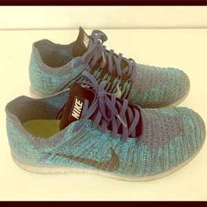 Nike free men’s sneakers in great condition